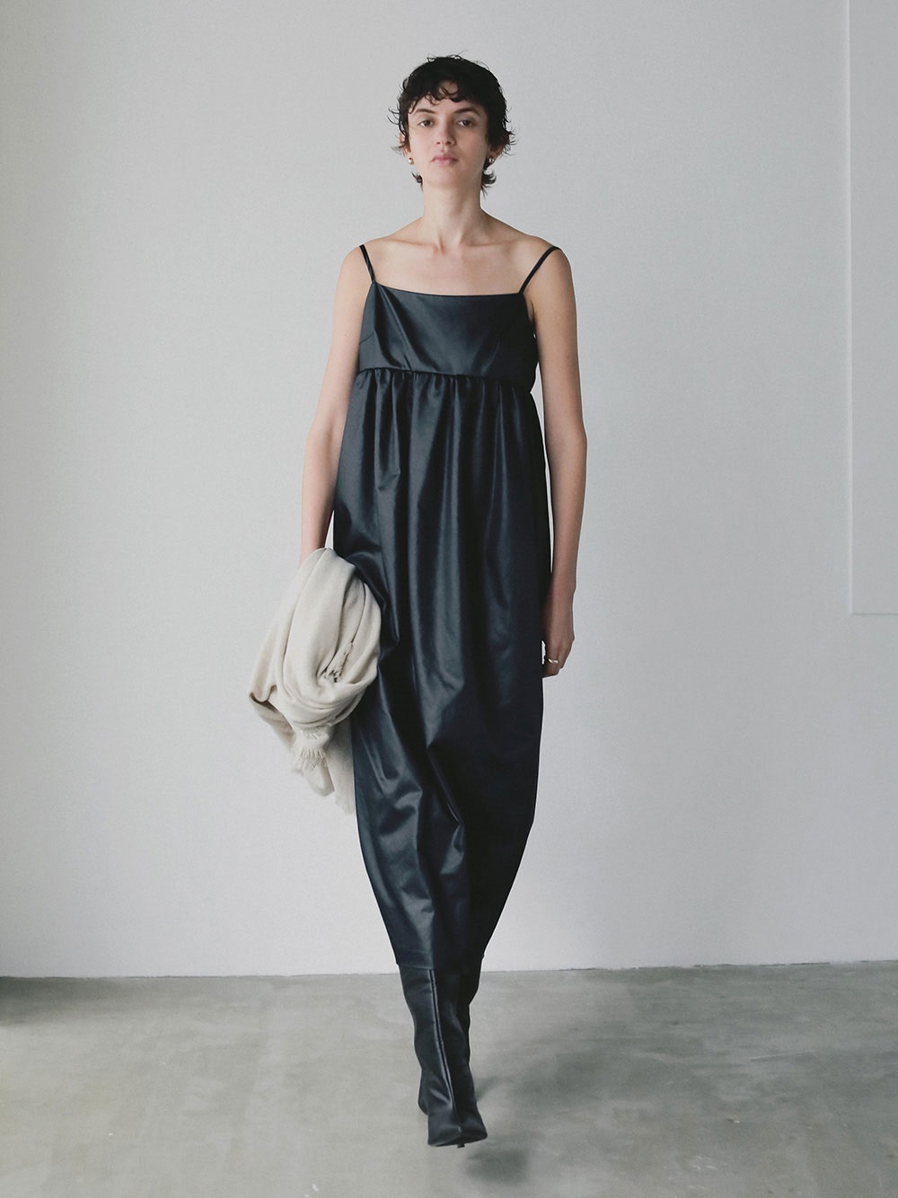 コクーンワンピース