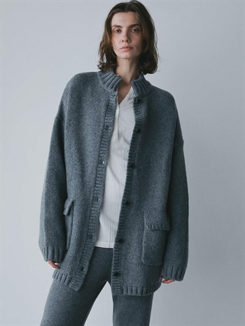 スタンドカラーニットジャケット