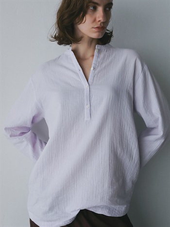 ヘンリーネックブラウス