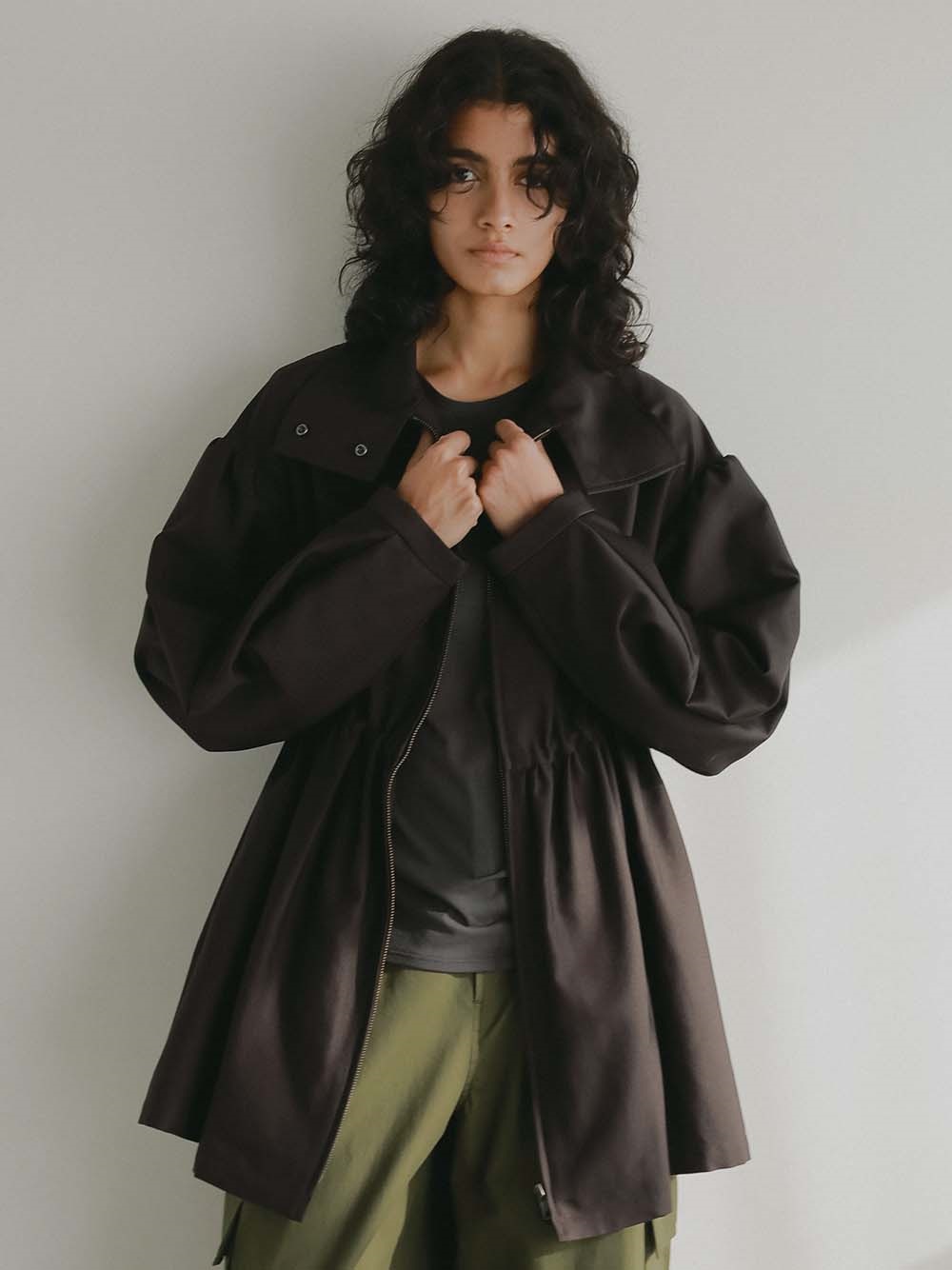 ペプラムギャザーハーフコート(81チャ-フリー)