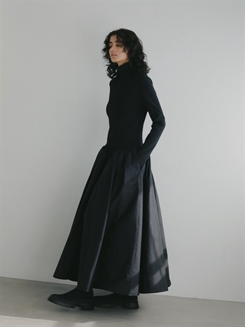 <1月下旬お届け>ギャザーフレアドッキングワンピース [Preorder](00ブラック-２)