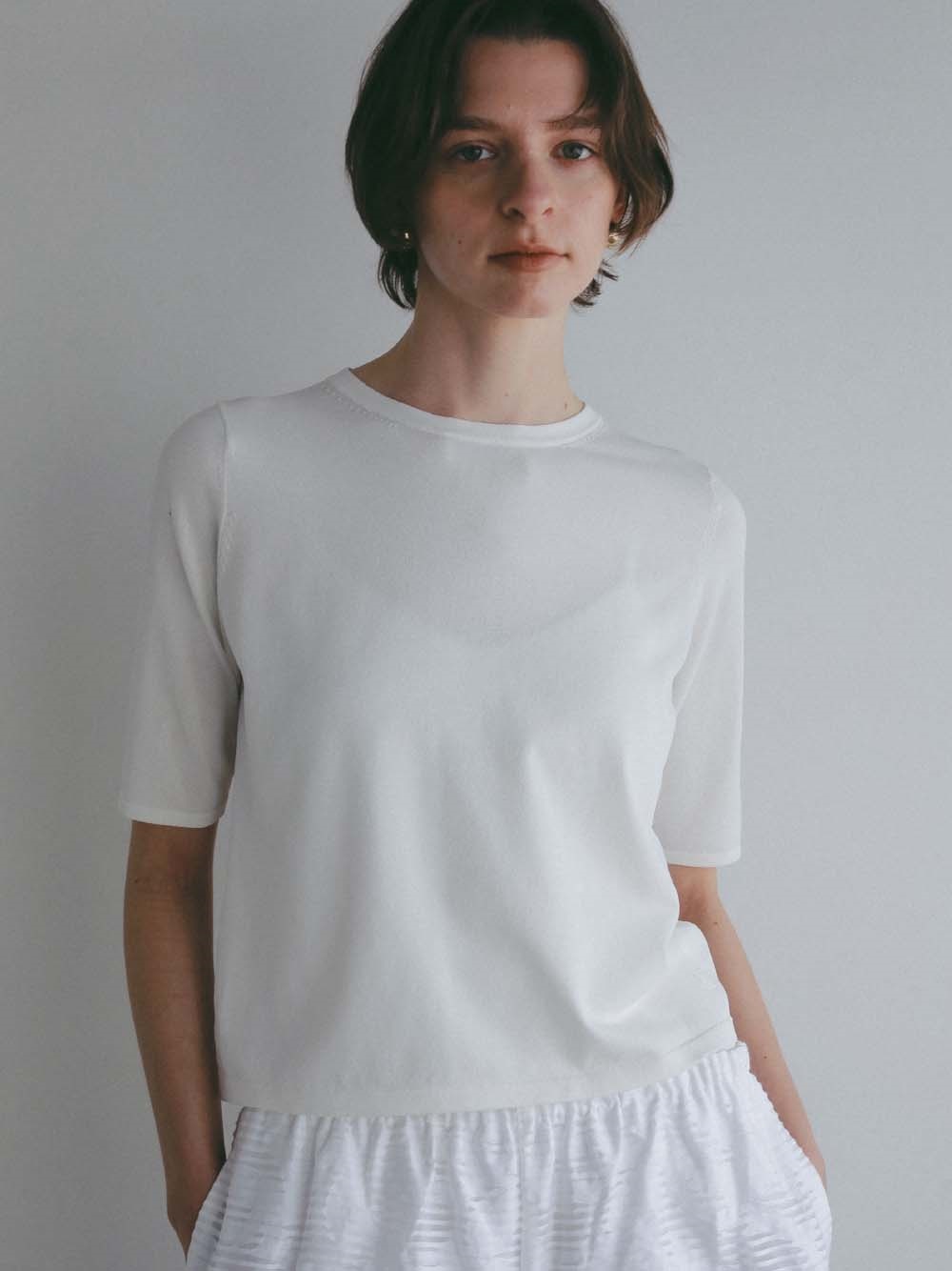 コンパクトニットプルオーバー