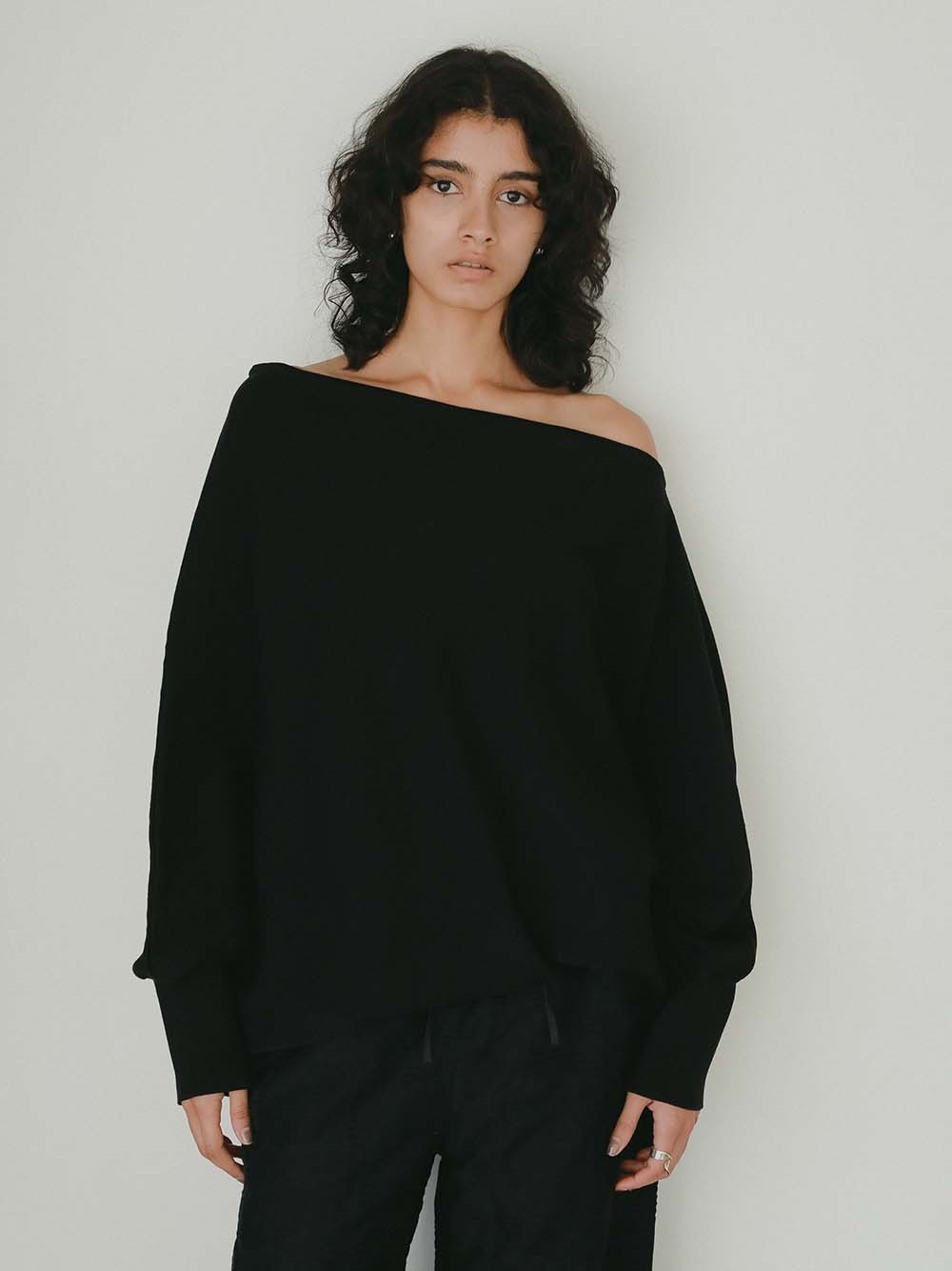 ドレープニットプルオーバー