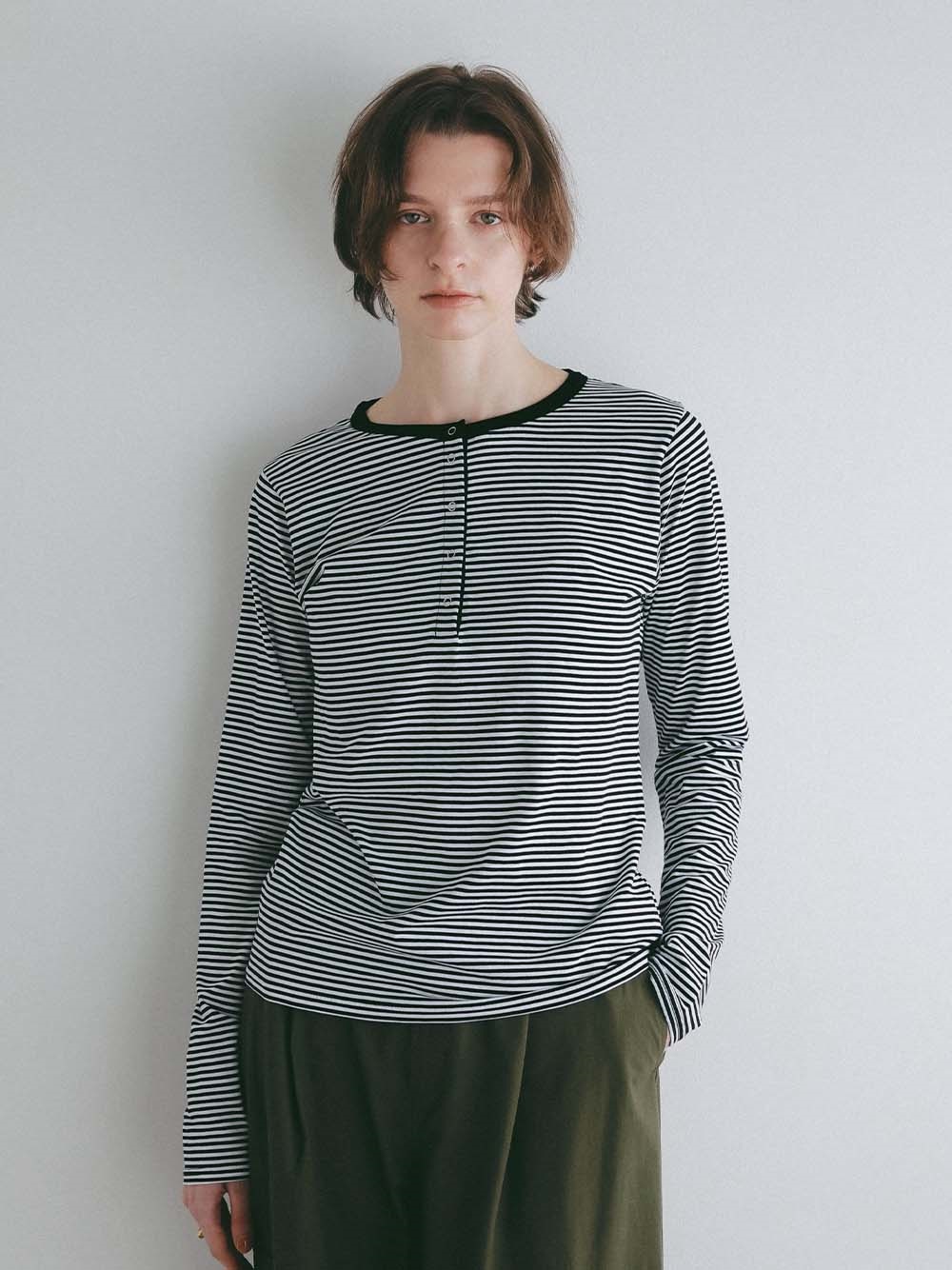 ヘンリーネックボーダーカットプルオーバー