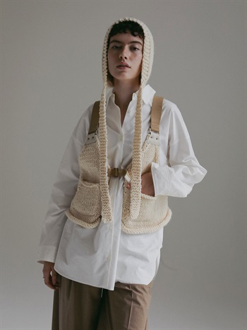 Uca hand-knit hunting vest